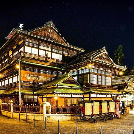 媛楽園 松山中心地及び道後温泉に近い家族やグループ旅行の多人数が泊まれる快適な宿 Exterior foto