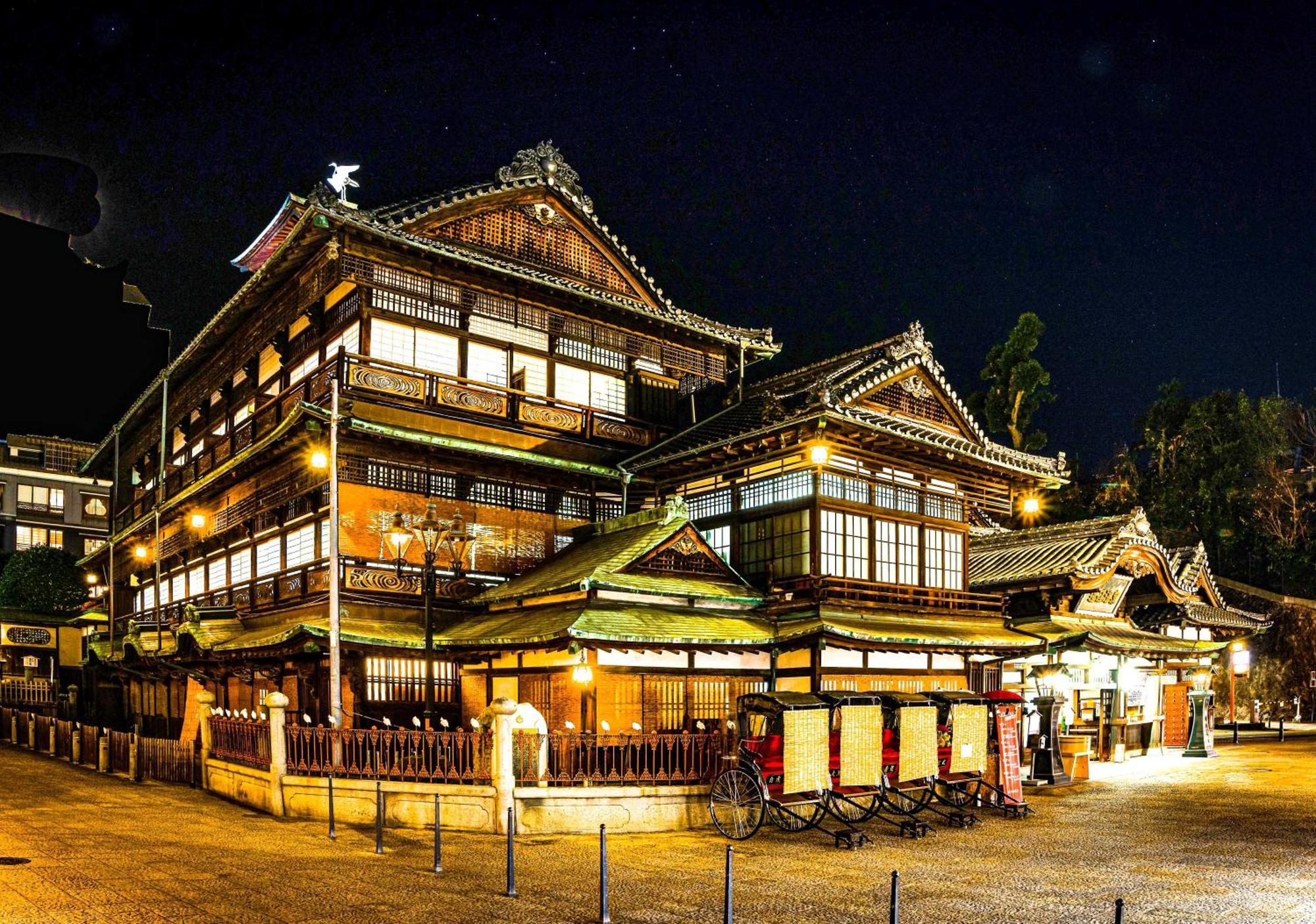 媛楽園 松山中心地及び道後温泉に近い家族やグループ旅行の多人数が泊まれる快適な宿 Exterior foto